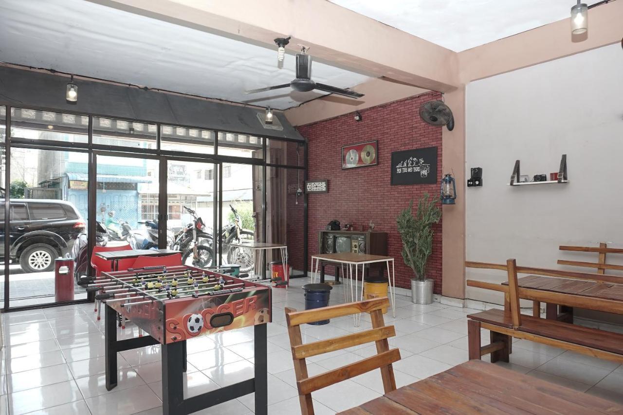 Oyo 2200 Hotel Gunung Sari Rantauprapat Экстерьер фото